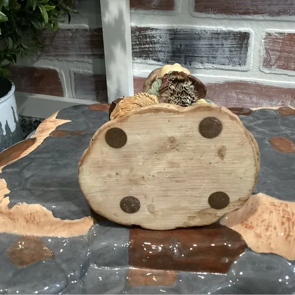 🟢 Vintage “Boy Gone Fishing” Awesome Statue Great Decor piece - Nicely Detailed - Picture 10 of 13